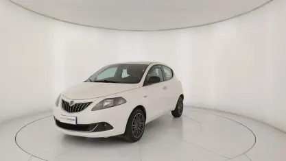 Usata Lancia Ypsilon S 69 CV (50 kW) 2021 Bianco Utilitaria