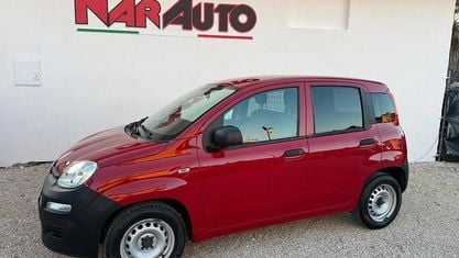 Usata Fiat Panda Pop 75 CV (55 kW) 2016 Rosso Utilitaria