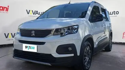 Usata Peugeot Rifter Allure 102 CV (75 kW) 2022 Bianco Monovolume