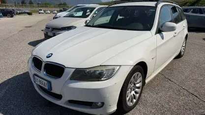 Usata BMW 318 143 CV (105 kW) 2009 Bianco Station wagon