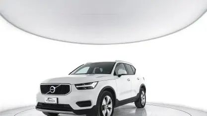Usata Volvo XC40 Business Edition 150 CV (110 kW) 2020 Bianco SUV