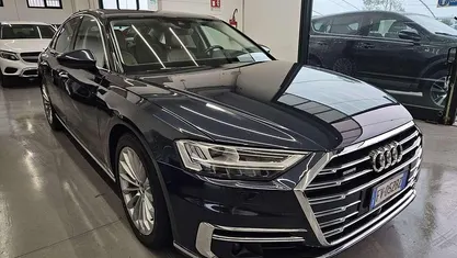 Usata Audi A8 Ambiente 286 CV (210 kW) 2019 Blu Berlina