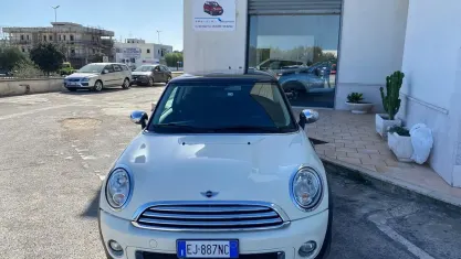 Usata Mini Cooper D 112 CV (82 kW) 2011 Beige Utilitaria