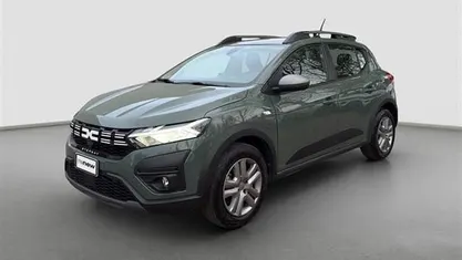 Usata Dacia Sandero Comfort 100 CV (73 kW) 2023 Verde scuro Utilitaria