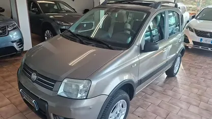Usata Fiat Panda 4x4 69 CV (50 kW) 2007 Utilitaria
