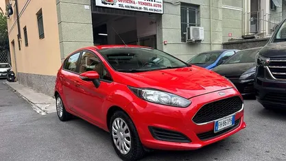 Usata Ford Fiesta Business Edition 82 CV (60 kW) 2017 Rosso Berlina