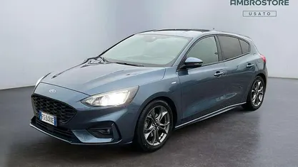 Usata 2018 Ford Focus ST-Line Tre volumi | 10.900 € (Buon prezzo)
