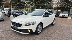 Bianco Usata 2015 Volvo V40 CC Business Edition Station wagon | 8300 € (Buon prezzo)
