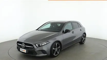 Grigio Usata 2019 Mercedes A180 Tre volumi | 21.899 € (Buon prezzo)