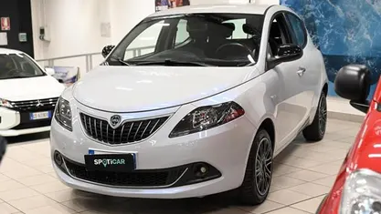 Blu Usata 2022 Lancia Ypsilon Gold Due volumi | 11.900 € (Buon prezzo)