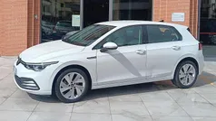 Bianco Usata 2022 VW Golf VIII Style Tre volumi | 21.500 € (Buon prezzo)