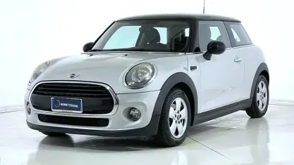 Usata Mini Cooper D Business 116 CV (85 kW) 2016 Argento Utilitaria