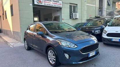 Usata Ford Fiesta 86 CV (63 kW) 2018 Grigio Utilitaria