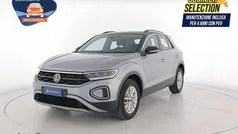 Pyrit silver metallizzato nero Usata 2023 VW T-Roc Life SUV | 23.900 € (Ottimo prezzo)