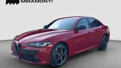 Usata Alfa Romeo Giulia Competizione 280 CV (205 kW) 2023 Rosso Berlina