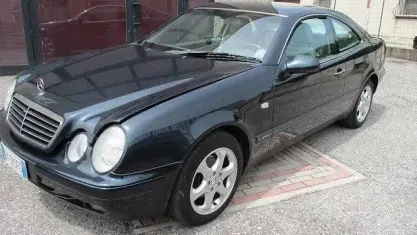 Usata Mercedes CLK230 Elegance 192 CV (141 kW) 1999 Bluazzurro Coupé