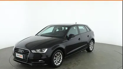 Usata Audi A3 Attraction 110 CV (80 kW) 2015 Nero Berlina