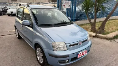 Usata Fiat Panda 69 CV (50 kW) 2010 Bluazzurro Utilitaria
