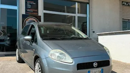 Usata Fiat Grande Punto Active 65 CV (47 kW) 2008 Grigio Utilitaria