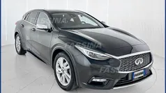 Nero Usata 2016 Infiniti Q30 Premium Due volumi | 9900 € (Buon prezzo)