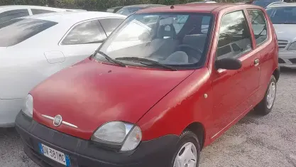 Usata Fiat 600 Active 54 CV (39 kW) 2009 Rosso Utilitaria
