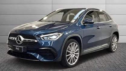 Usata Mercedes GLA250 Premium 118 kW (161 CV) 2020 Nero SUV