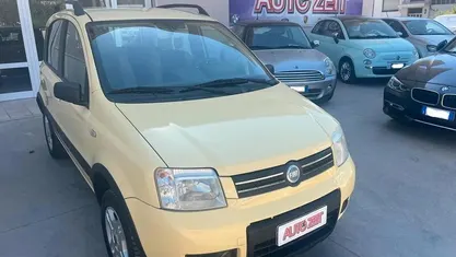 Giallo Usata 2007 Fiat Panda 4x4 Due volumi | 5500 € (Buon prezzo)
