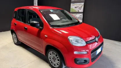 Begagnad Fiat Panda 69 HK (50 kW) 2022 Röd Halvkombi