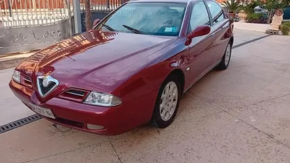 Usata Alfa Romeo 166 Distinctive 136 CV (100 kW) 2000 Berlina