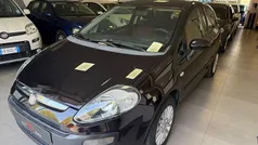 Nero Usata 2010 Fiat Grande Punto Due volumi | 3990 € (Buon prezzo)