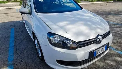 Usata VW Golf VI Comfortline 105 CV (77 kW) 2011 Utilitaria