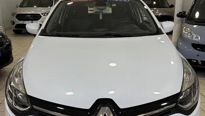 Usata Renault Clio GrandTour 75 CV (55 kW) 2017 Bianco Station wagon