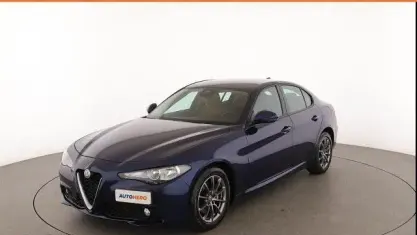 Usata Alfa Romeo Giulia Super 150 CV (110 kW) 2018 Blu Berlina