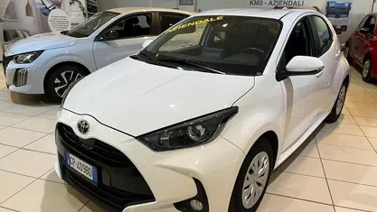 Usata Toyota Yaris Hybrid Business Edition 92 CV (67 kW) 2023 Utilitaria