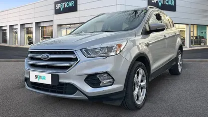 Usata 2017 Ford Kuga SUV | 13.900 € (Buon prezzo)