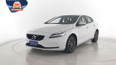 Bianco Usata 2019 Volvo V40 Business Edition Tre volumi | 13.000 € (Ottimo prezzo)