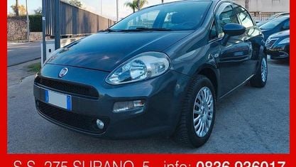 Usata Fiat Punto Lounge 69 CV (50 kW) 2016 Grigio Berlina