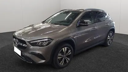 Usata Mercedes GLA180 Advanced Plus 116 CV (85 kW) 2024 Grigio SUV