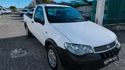 Usata Fiat Strada 84 CV (61 kW) 2009 Bianco Pick-up