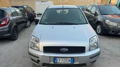 Grigio Usata 2005 Ford Fusion Tre volumi | 2000 € (Buon prezzo)