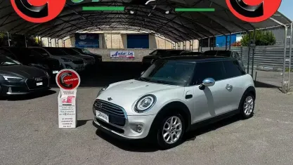 Usata Mini Cooper D 116 CV (85 kW) 2015 Bianco Utilitaria
