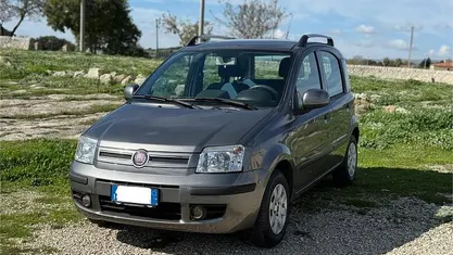 Grigio Usata 2010 Fiat Panda Tre volumi | 4500 € (Cara)