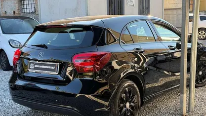 Other Usata 2017 Mercedes A180 Tre volumi | 13.700 € (Buon prezzo)