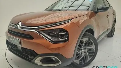 Arancione Usata 2022 Citroën C4 Berlina | 16.986 € (Buon prezzo)