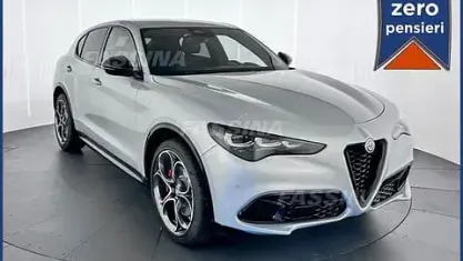 Usata Alfa Romeo Stelvio Veloce 209 CV (153 kW) 2025 Grigio SUV