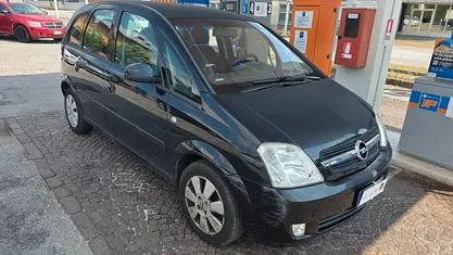 Usata Opel Meriva 101 CV (74 kW) 2004 Nero Monovolume