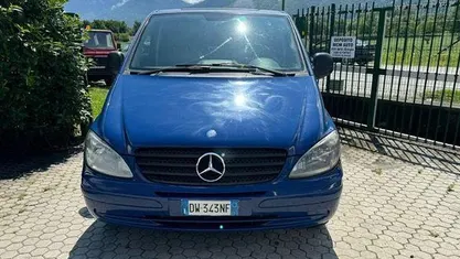 Usata Mercedes Vito 116 CV (85 kW) 2009 Blu