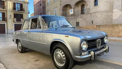 Usata Alfa Romeo Giulia 1300 Super 88 CV (64 kW) 1970 Grigio Berlina