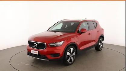 Usata Volvo XC40 Business Edition 179 CV (131 kW) 2020 Rosso SUV