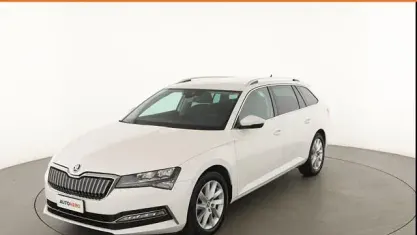 Usata Skoda Superb Executive 218 CV (160 kW) 2021 Bianco Station wagon